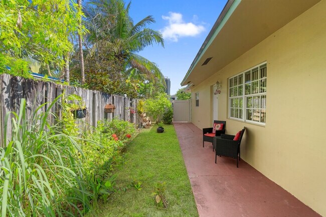 Building Photo - 311 SW 8th St