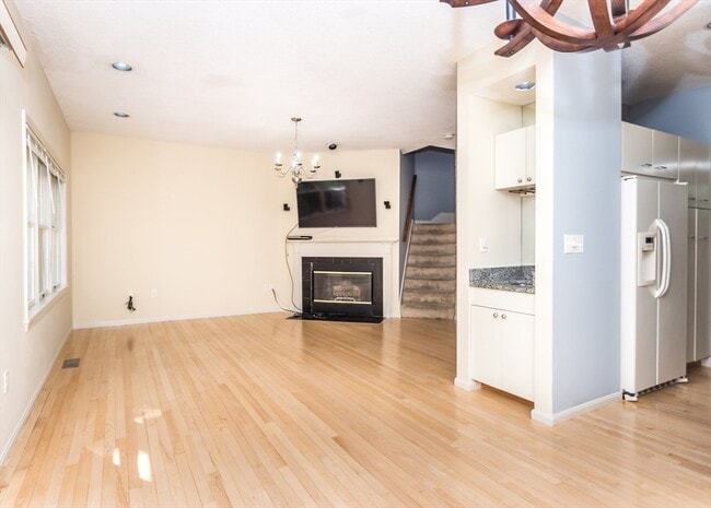 Building Photo - 285 Bishops Forest Dr