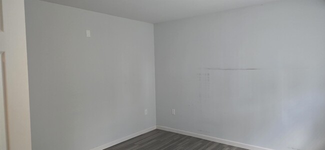 Building Photo - 160 Lafayette St