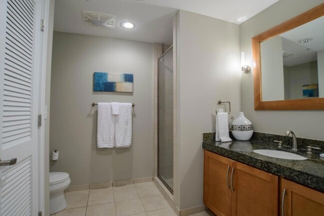 Building Photo - 2060 Beach Blvd