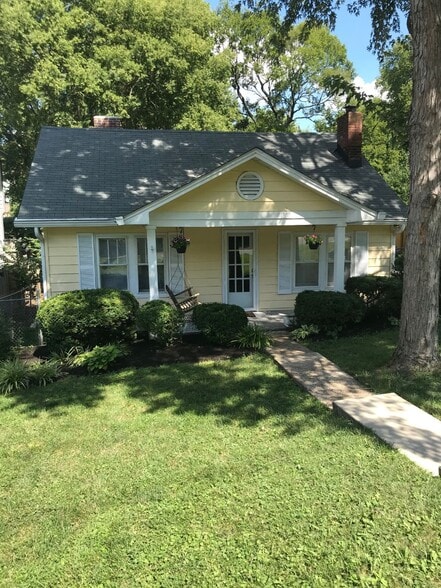 Building Photo - 306 53rd Ave N
