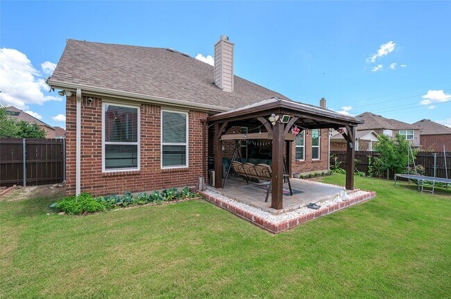 Building Photo - 910 Cormorant Dr