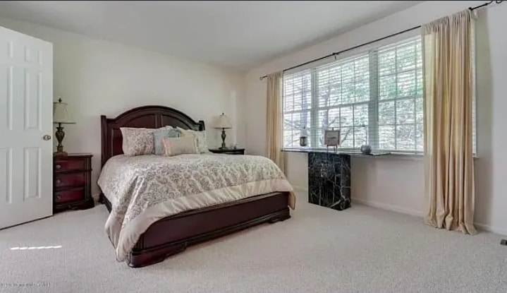 Building Photo - 8 Harrow Ln