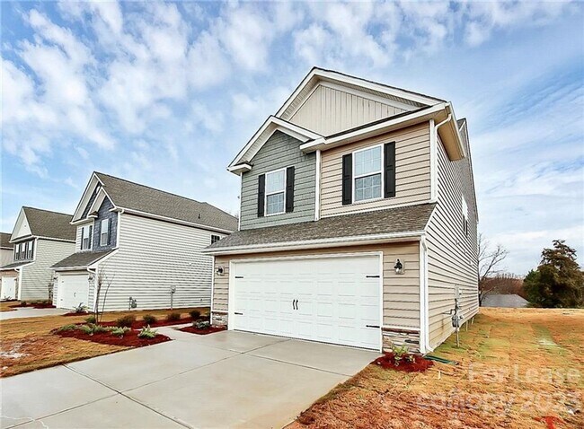 Building Photo - Stunning Almost New Home in desirable Chat...