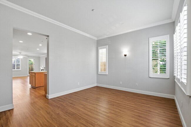 Building Photo - 4 Bed 3 Bath Single Family Home in Napa