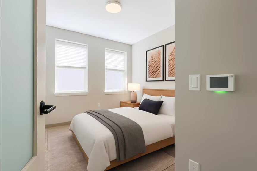 Building Photo - 109 Heath St