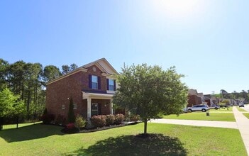 Building Photo - 545 Curlew Cir