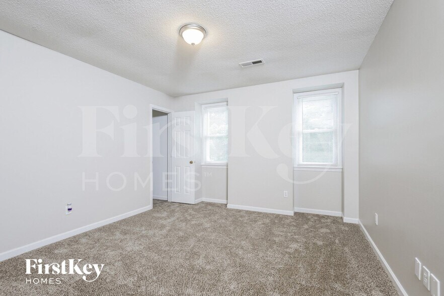 Building Photo - 3224 Timberwolf Ave