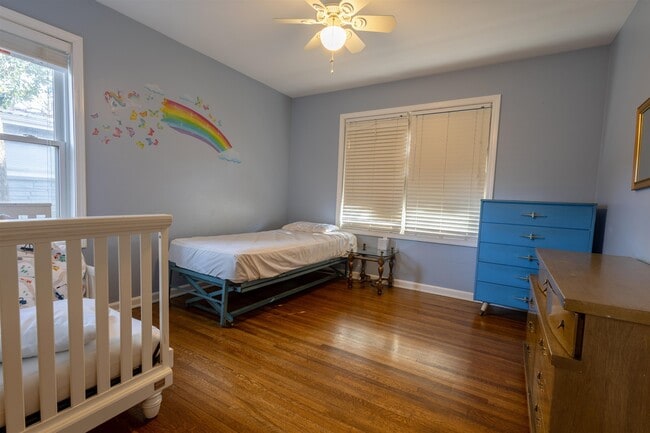 Building Photo - 5454 Brantford Ave