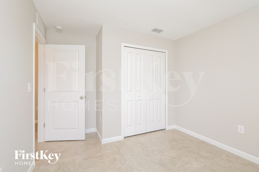 Building Photo - 241 Southern Breeze Lp