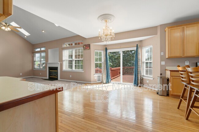 Building Photo - 204 Spruce Trail