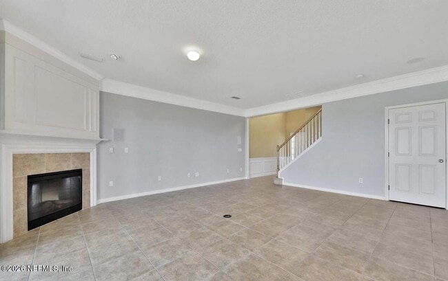 Building Photo - 11225 Castlemain Cir E