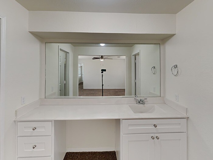 Building Photo - 2405 Avenue G