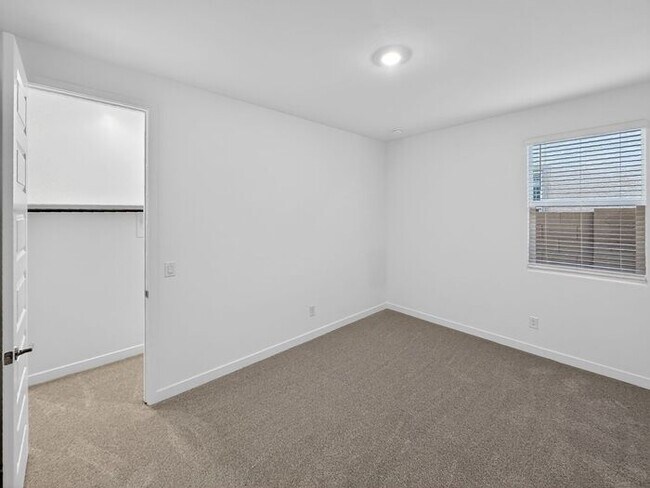 Building Photo - New Home at Wester Gardens! 4 Bedroom 3 Bathrooms!