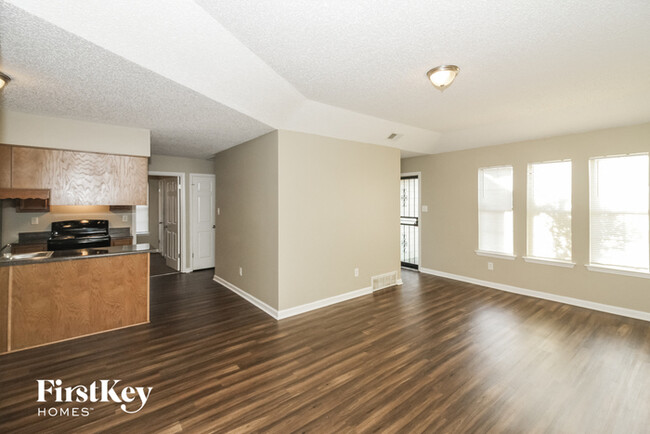 Building Photo - 4308 Rosswood Dr