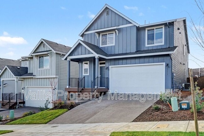 Building Photo - 2618 Mount St Helens Ave SE