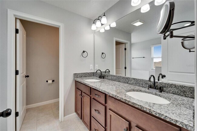 Building Photo - 13113 Rain Lily Dr