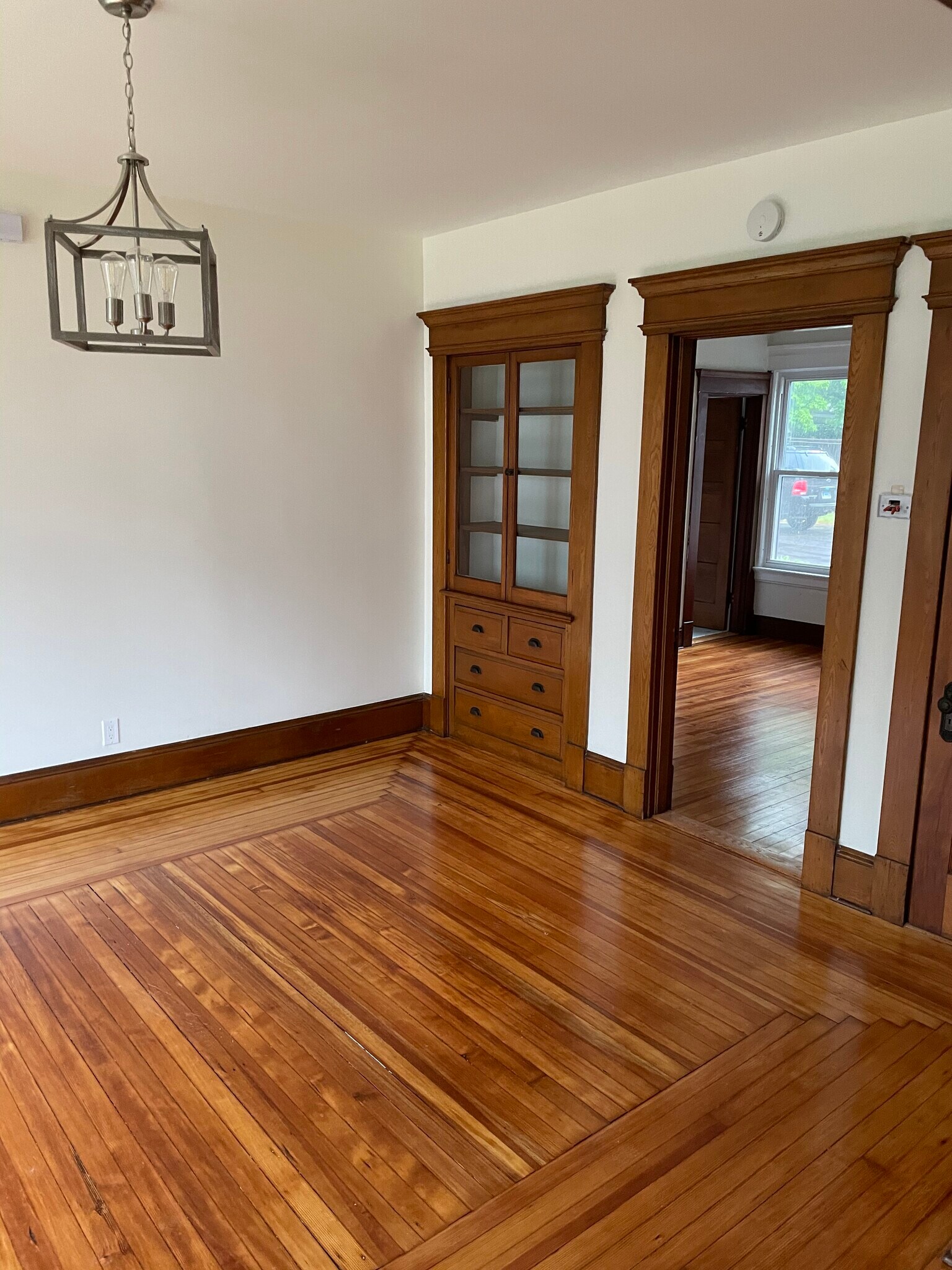 Building Photo - 24 Winthrop Ter