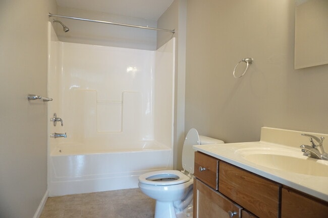 Building Photo - The Dayton