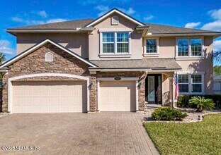 Building Photo - 738 W Kings College Dr