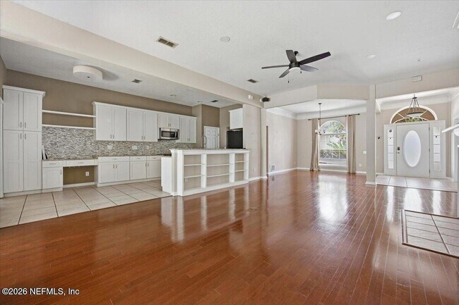 Building Photo - 10642 Roundwood Glen Ct