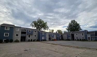 Building Photo - 616 S 6th St