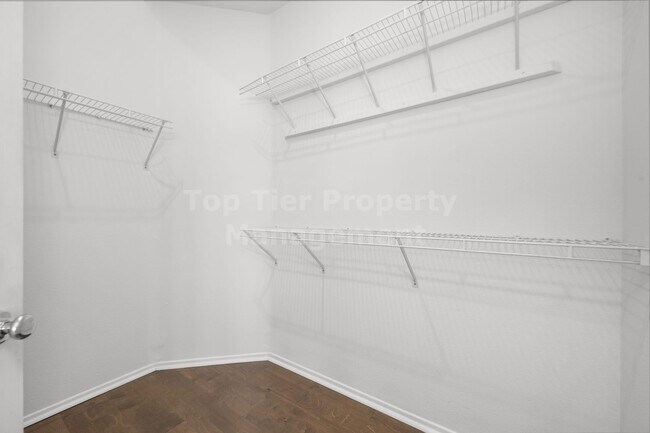 Building Photo - Beautiful 4 bed, 3 bath, 2,726 sqft House in Peaceful San Marcos Neighborhood - Available NOW