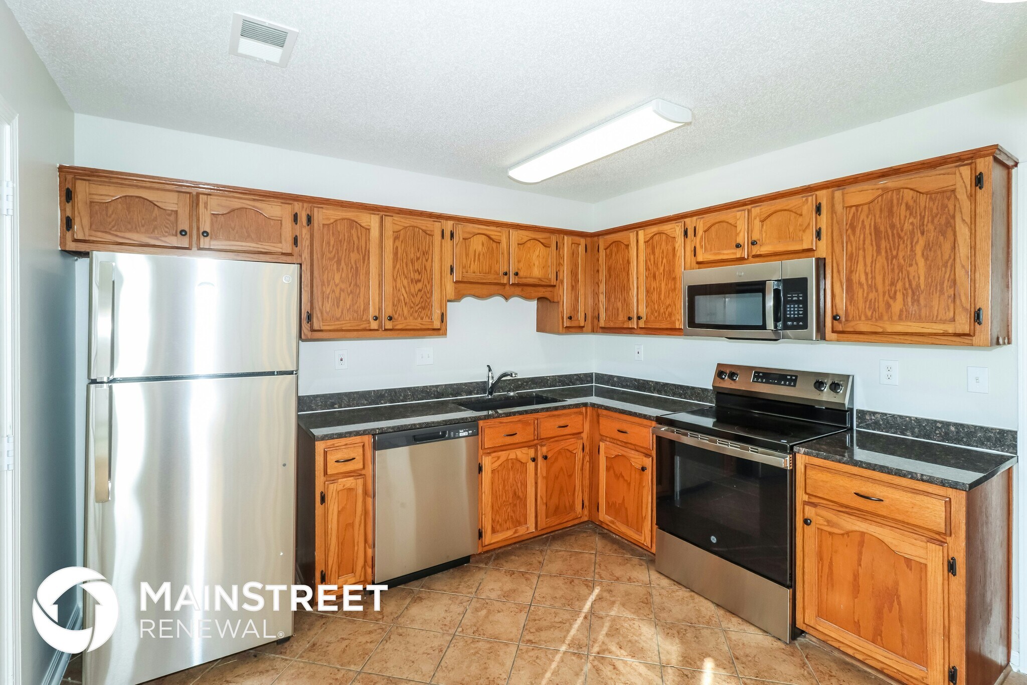 Building Photo - 6213 Magnolia Lakes Dr