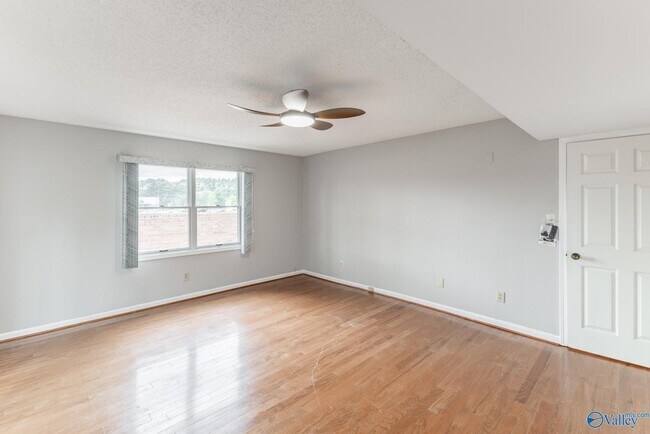 Building Photo - 1200 Catskill Cir SE