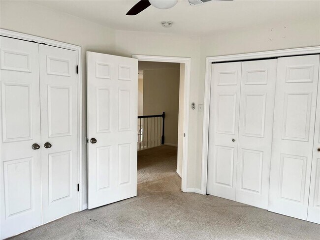 Building Photo - 16909 Dorman Dr