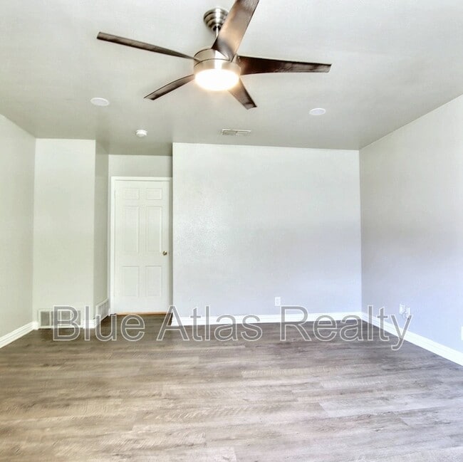 Building Photo - 4439 Altamesa Blvd