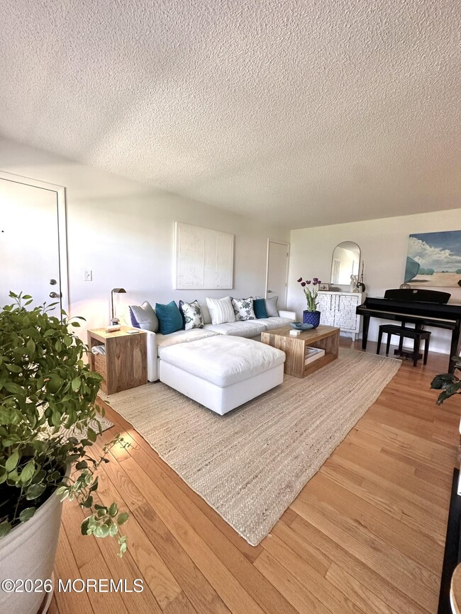 Building Photo - 101 Wharfside Dr