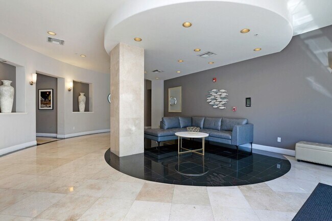 Building Photo - Furnished 2 bedroom with flex office space near Convention Center Downtown!