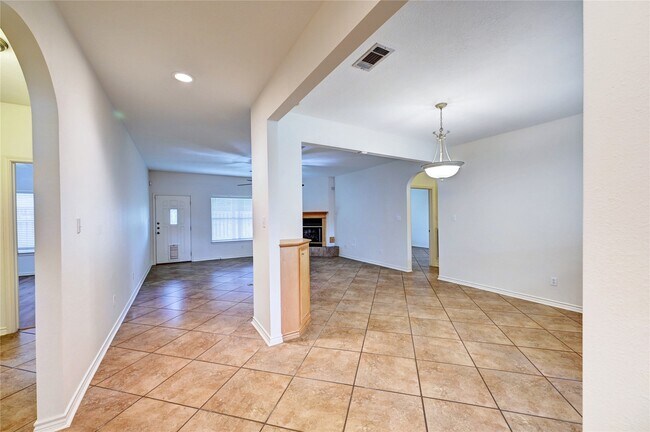 Building Photo - 12959 N Puffin Ln