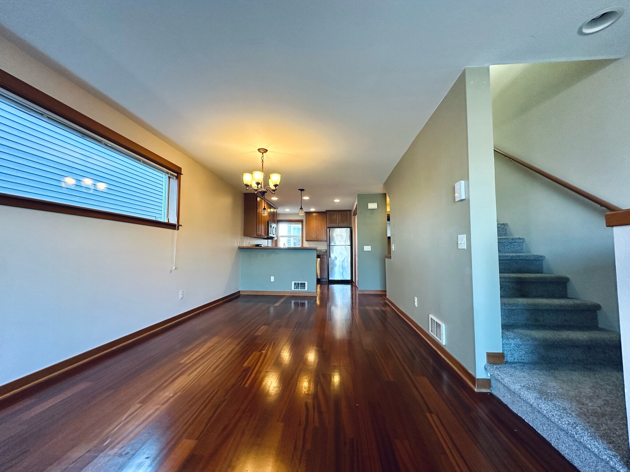 Main floor - Dining area - 9025 18th Ave SW