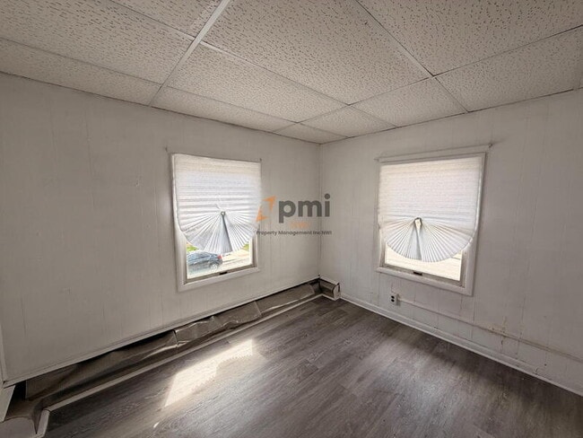 Building Photo - 3 Waltham St