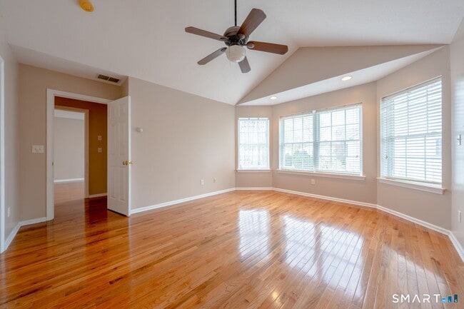 Building Photo - 47 Tunxis St