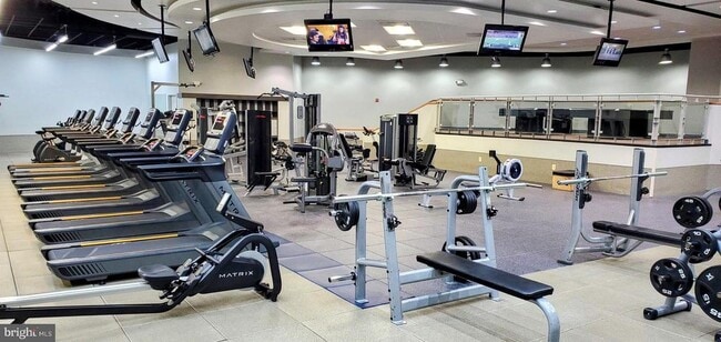 Building Photo - 1011 Arlington Blvd