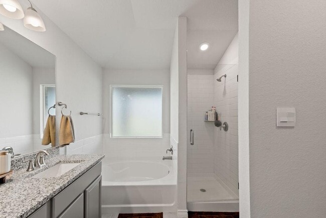 Building Photo - 213 Gauge Rd