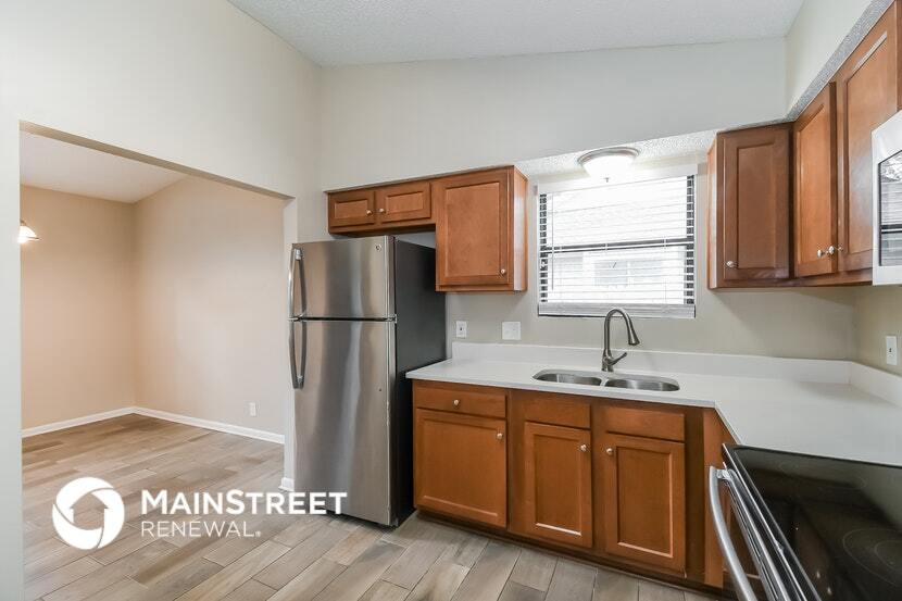 Building Photo - 10838 Naples Ct S