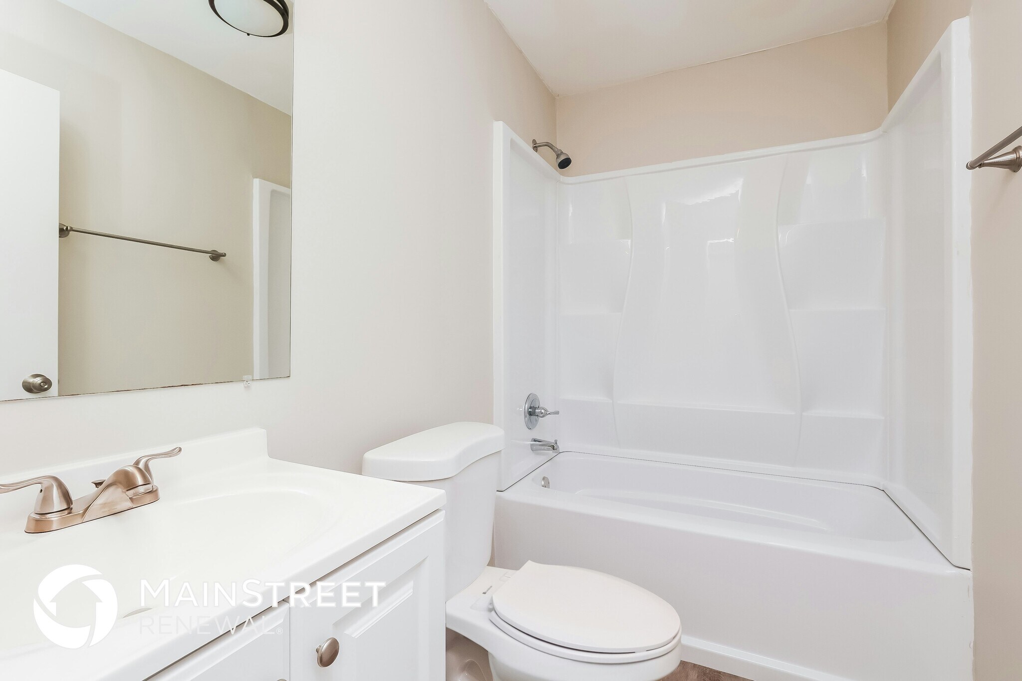 Building Photo - 410 Watts Dr