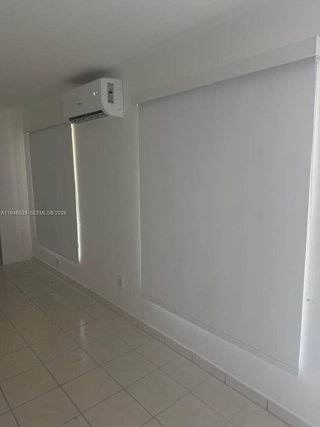 Building Photo - 6561 SW 18th St