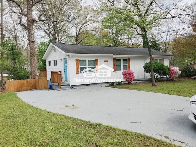 Building Photo - 2815 Old Concord Rd SE