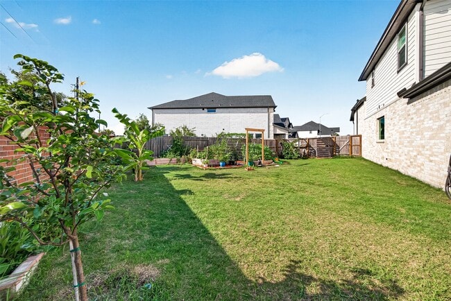Building Photo - 21231 Aristad Ln