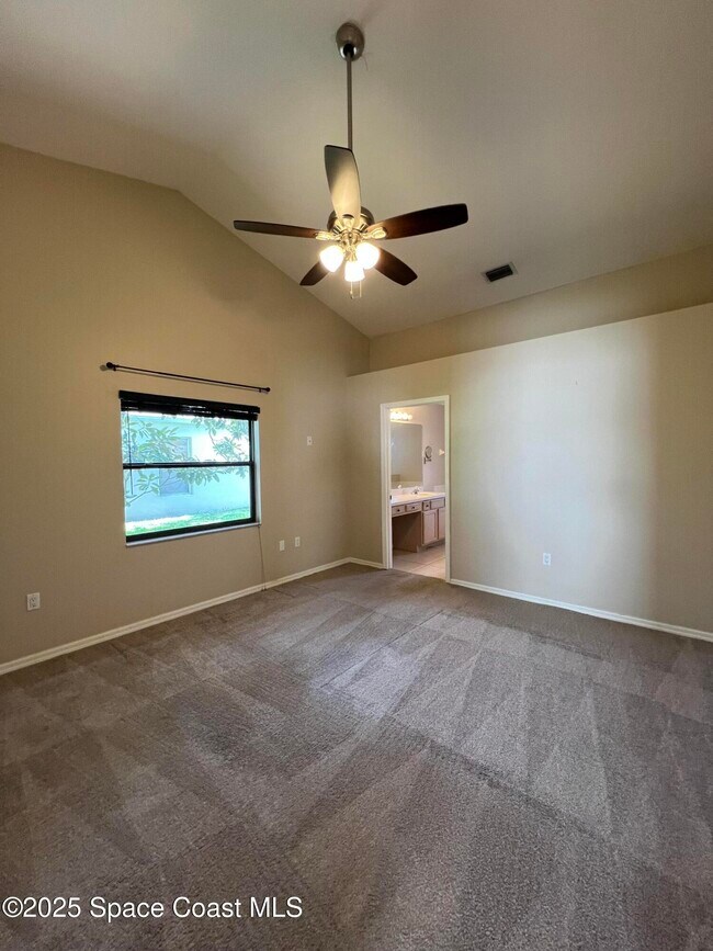 Building Photo - 2540 Alicia Ln