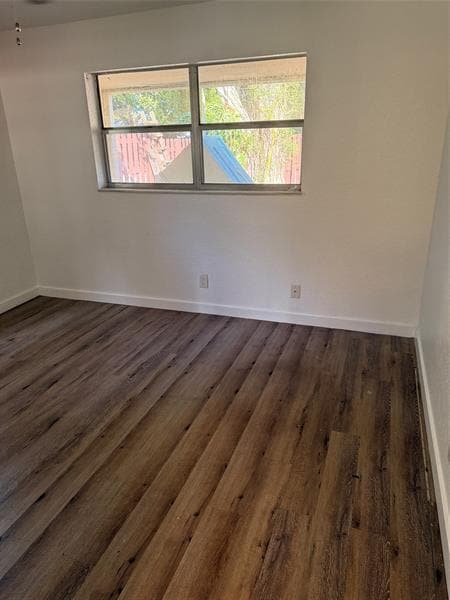 Building Photo - 3000 NW 69th Ct