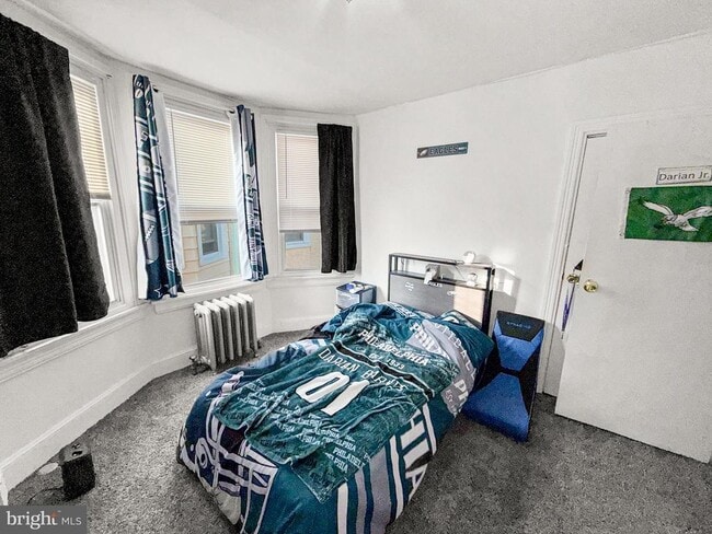 Building Photo - 413 Walnut St