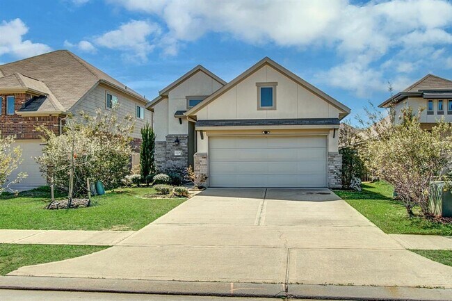 Primary Photo - 32038 Quail Terrace Ln