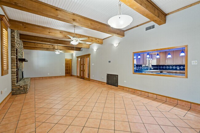 Building Photo - 101 Sultenfuss Ave