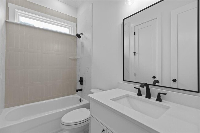 Building Photo - 6120 Hutchins Dr